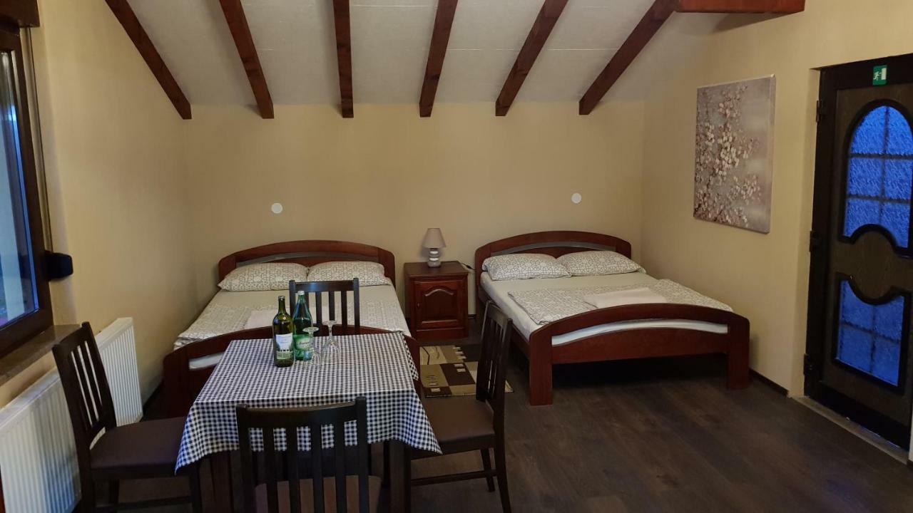 Guest House Blazevic Gornja Gracenica Exteriör bild