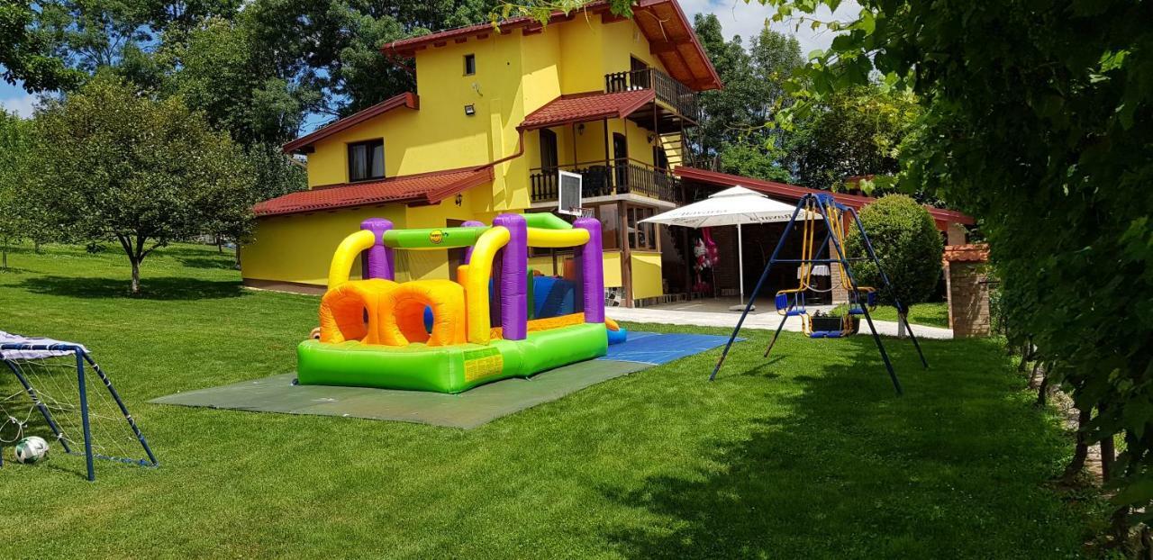 Guest House Blazevic Gornja Gracenica Exteriör bild